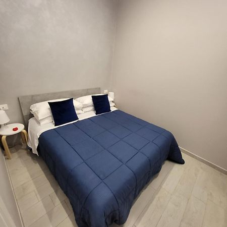 Casa Vacanze Manthy Posizione Centrale Bari Exterior photo