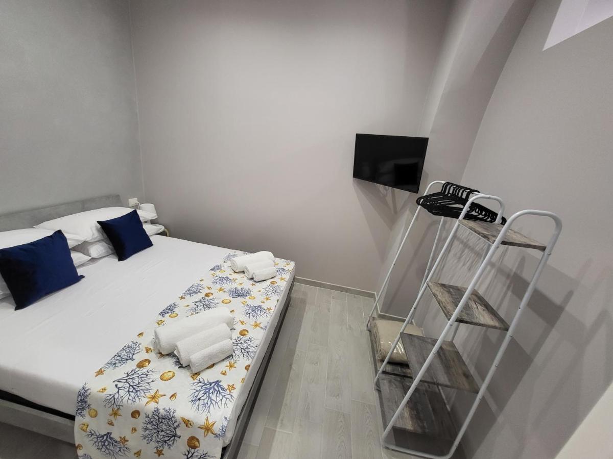 Casa Vacanze Manthy Posizione Centrale Bari Exterior photo